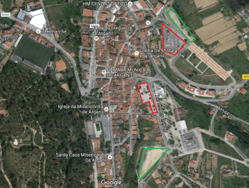 Estacionamento interdito (vermelho) / Estacionamento alternativo (verde)