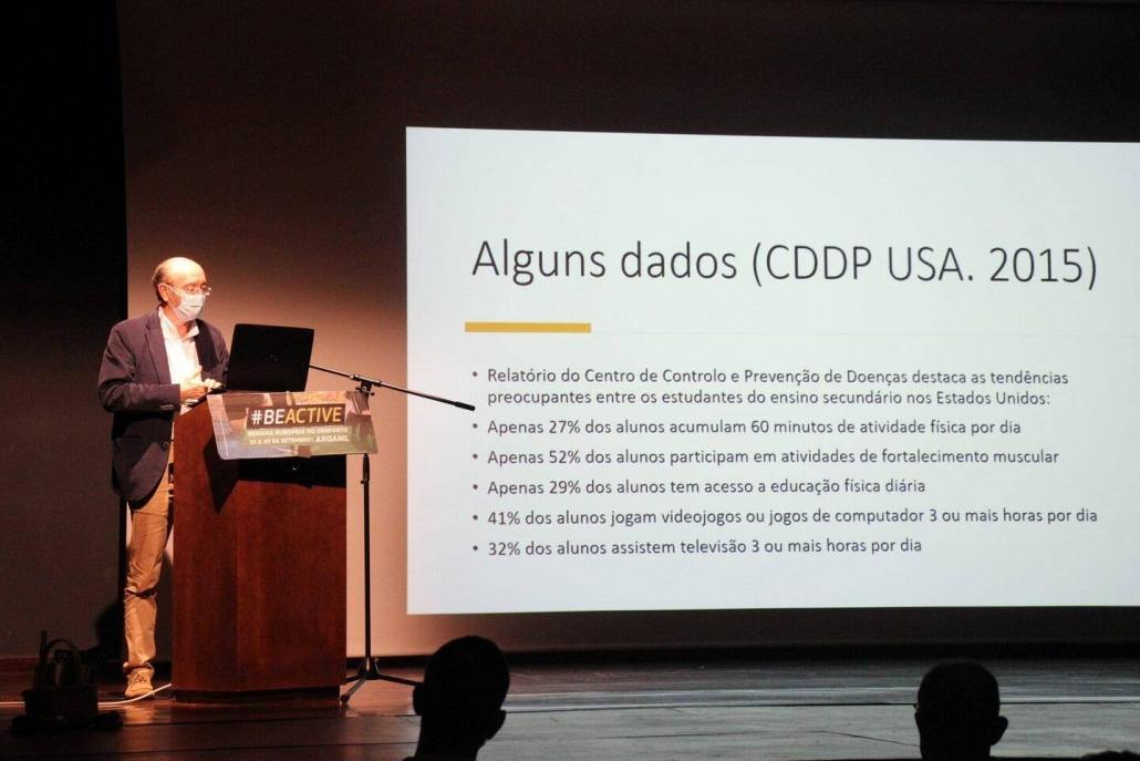 Palestra "A importância da atividade física na saúde e bem-estar de jovens e adolescentes – o desafio contemporâneo"