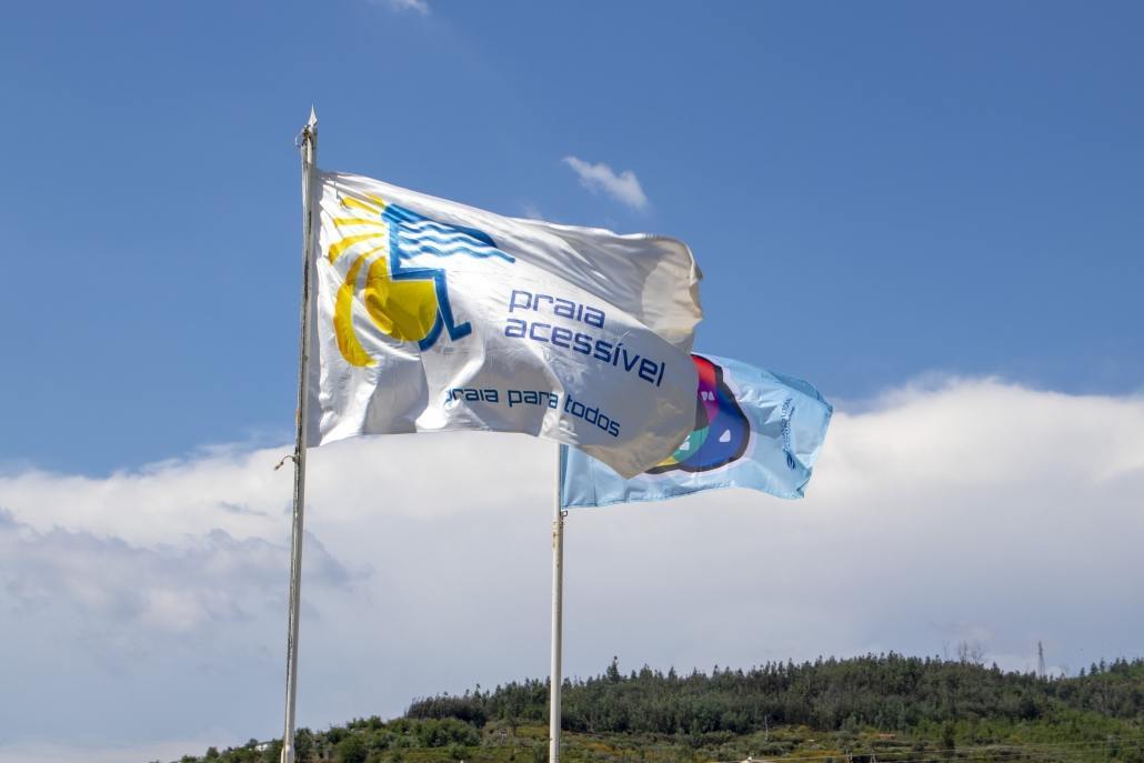 Hastear de Bandeiras Praia Fluvial de Pomares 2022