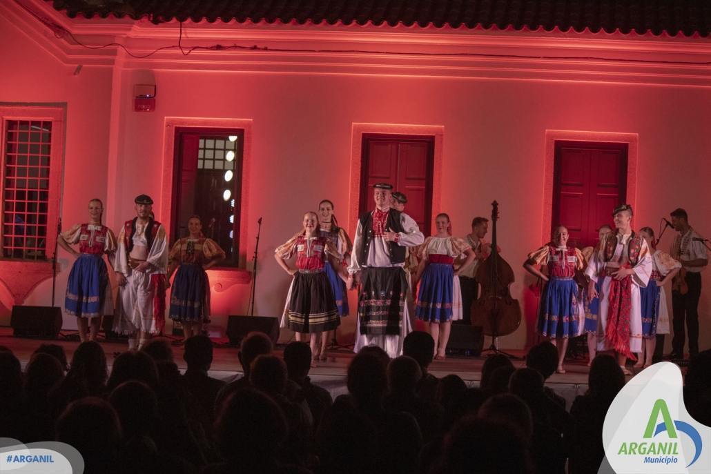 Folk Ensemble Bystrina De Banska Bystrica Eslováquia (21)