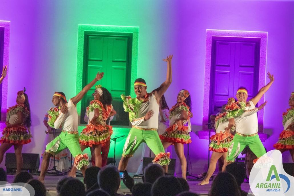 Grupo Etnográfico – Compañía Artística Danzar Columbia (13)