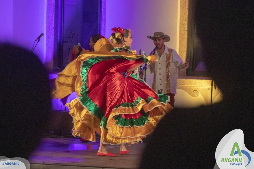 Grupo Etnográfico – Compañía Artística Danzar Columbia (18)
