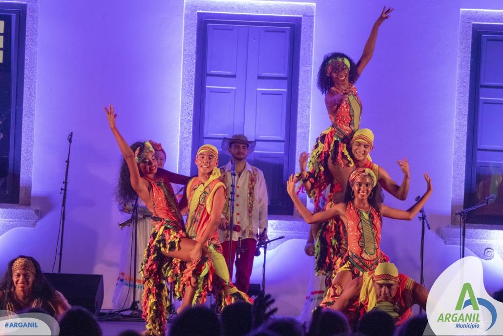 Grupo Etnográfico – Compañía Artística Danzar Columbia (27)