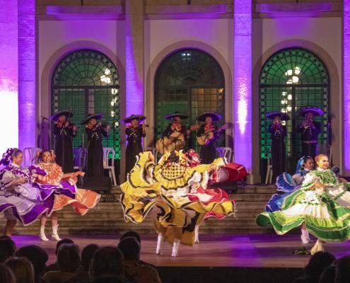 Ensamble Folklorico Iskali Mexico 17