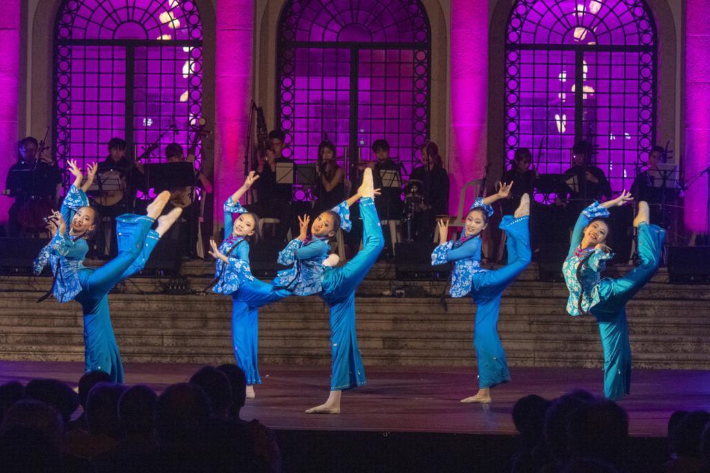 Fei Yang Folk Dance Group Taiwan 7