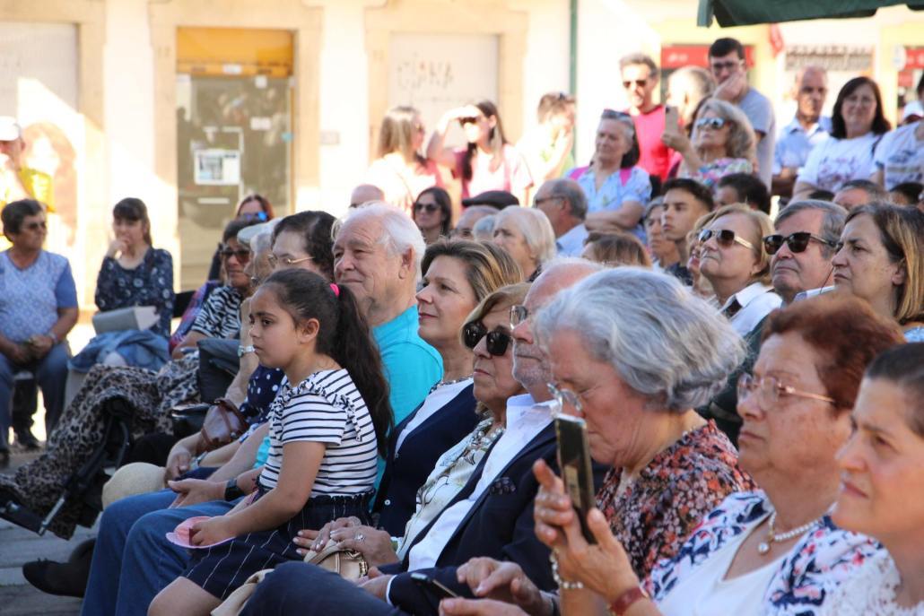 Real Companhoa E Orquestra Passo Por Compasso 10