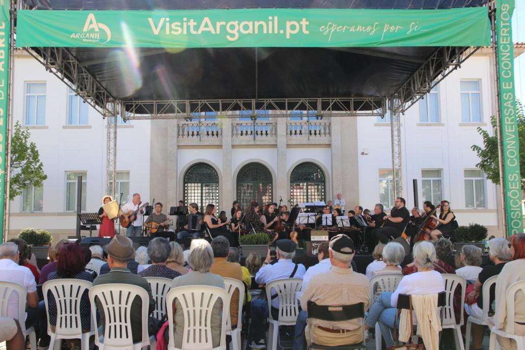 Real Companhoa E Orquestra Passo Por Compasso 17