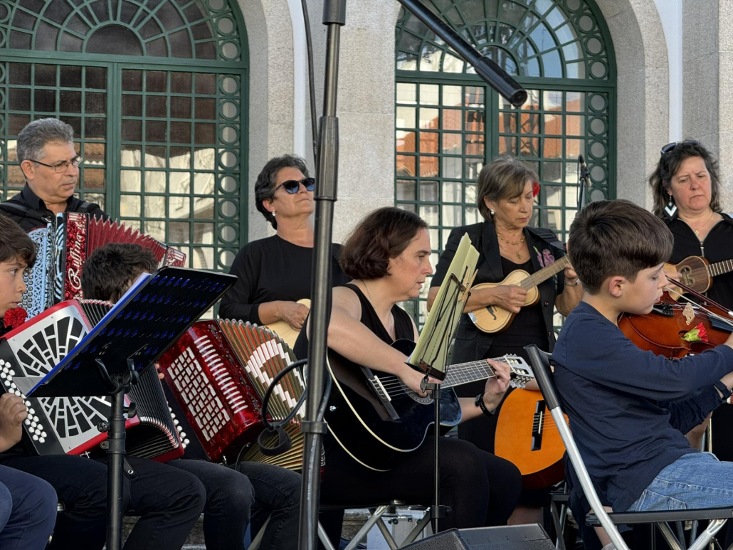 Real Companhoa E Orquestra Passo Por Compasso (32)