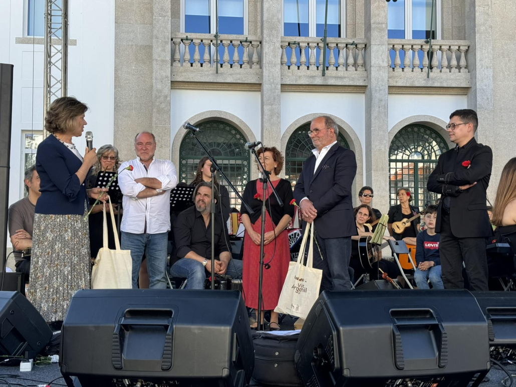 Real Companhoa E Orquestra Passo Por Compasso (41)