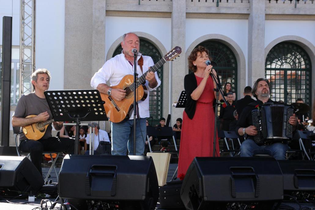 Real Companhoa E Orquestra Passo Por Compasso 8