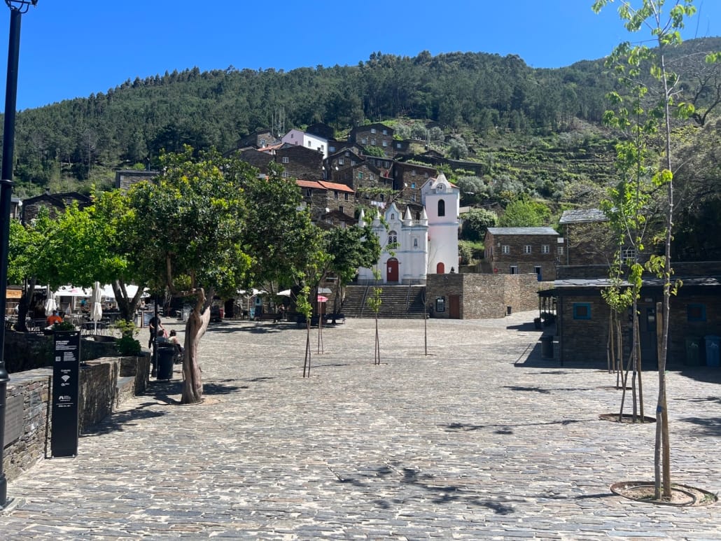 Praça Piódão