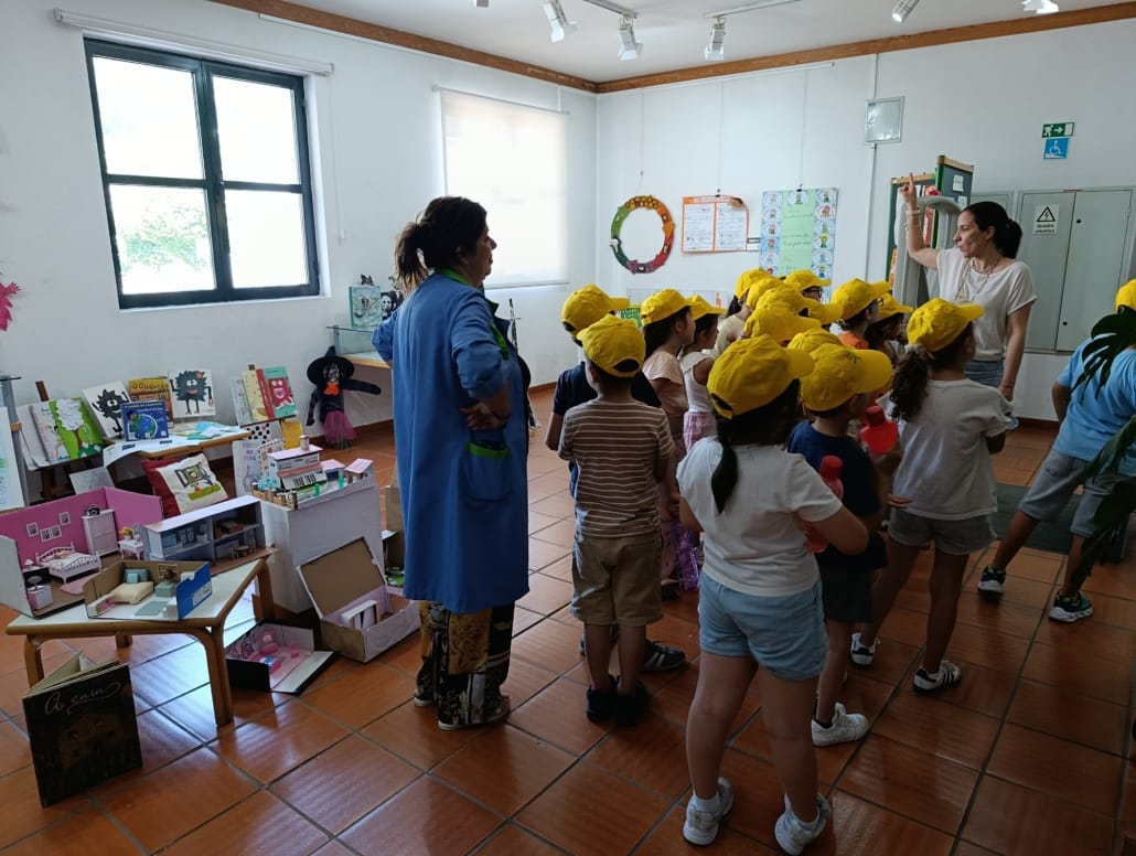 Exposicao Ler Imaginar Criar Mes Maio 26 (1)