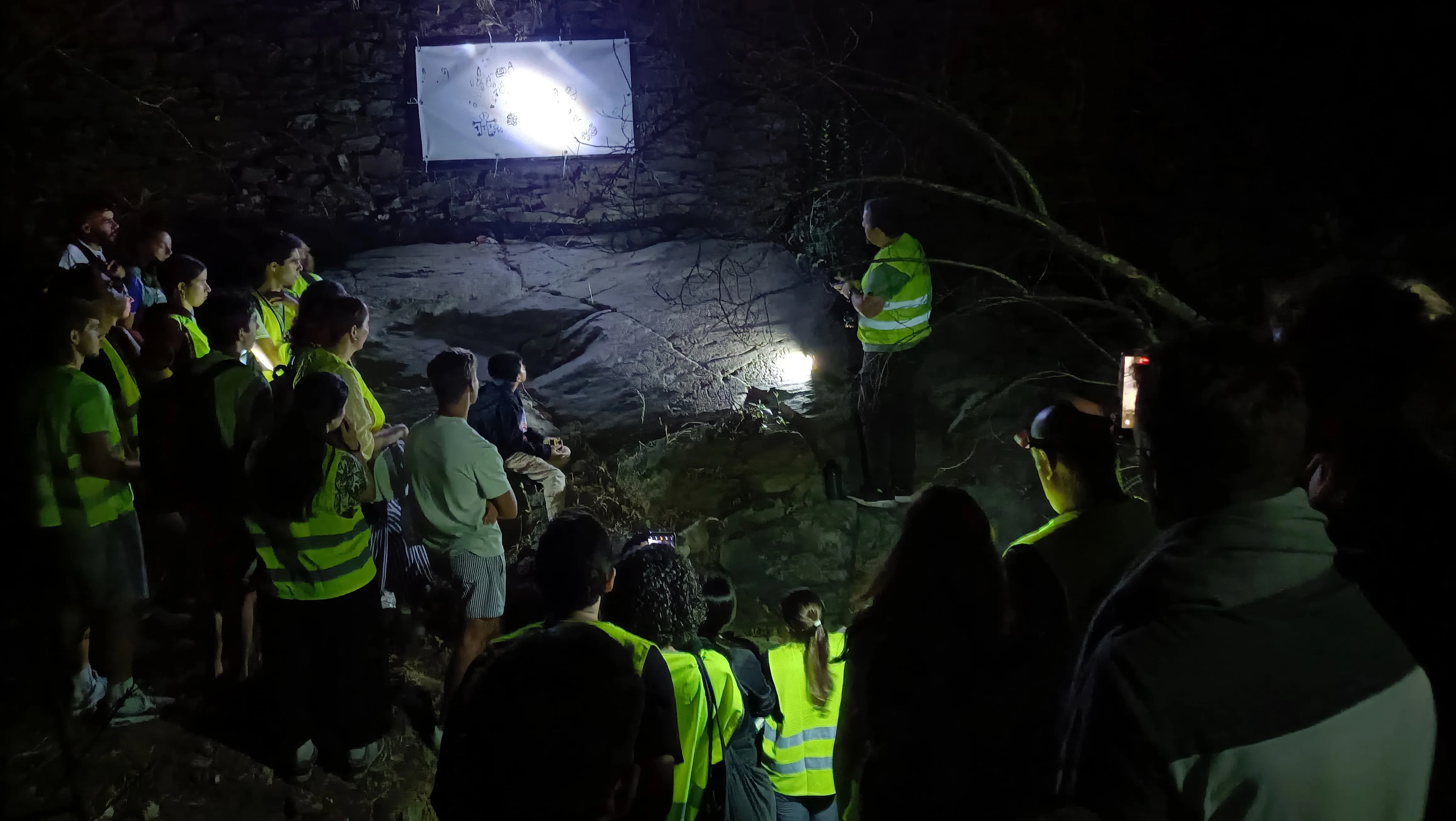 2026 08 19 Caminhada Noturna às Gravuras Rupestres 26